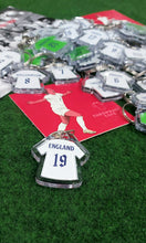 Carregar imagem no visualizador da galeria, England Euro 2022 Lionesses Keyrings
